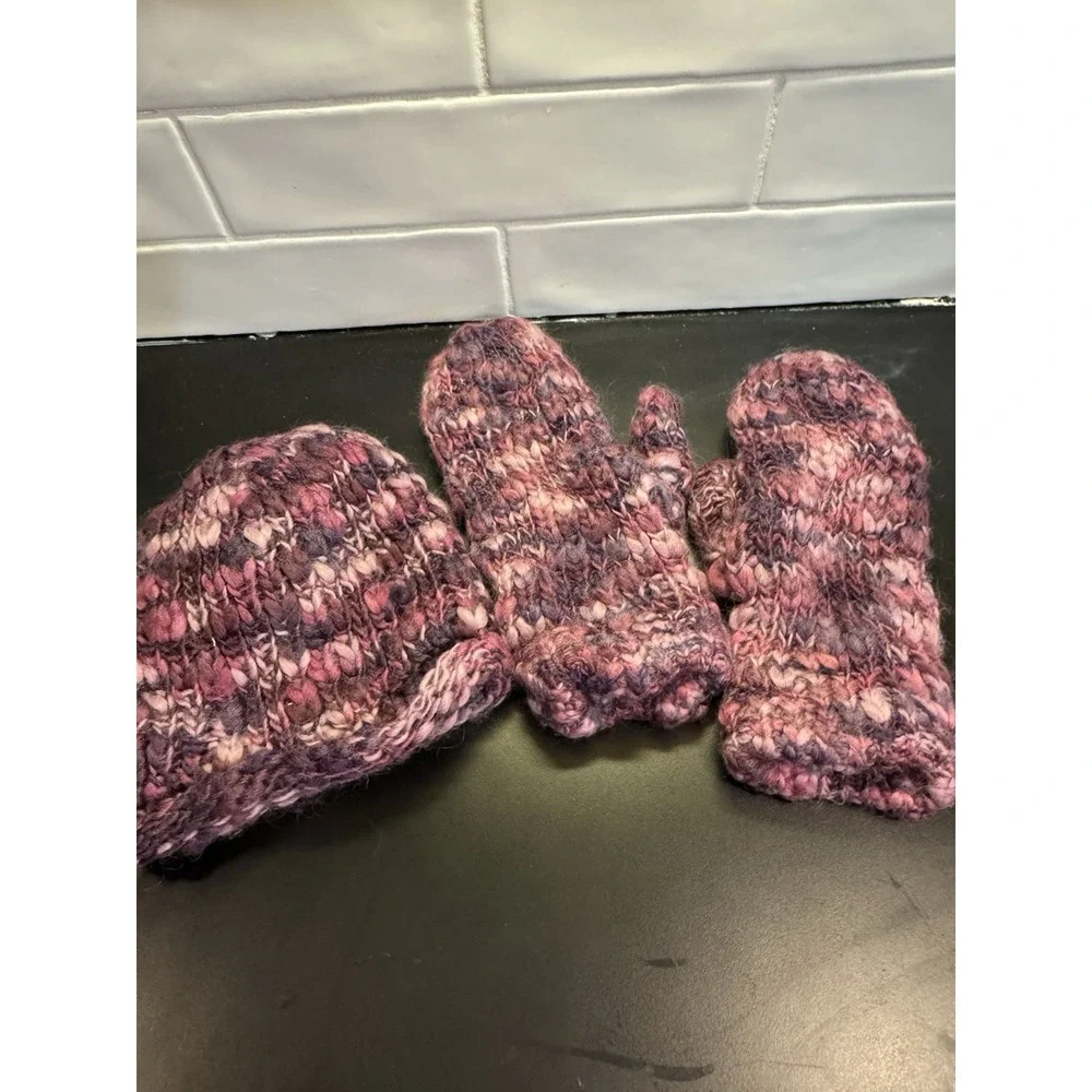 Crochet Winter Hat and Mittens Beanie ‎ Cap  Adult Size Chunky warm Pink Purple